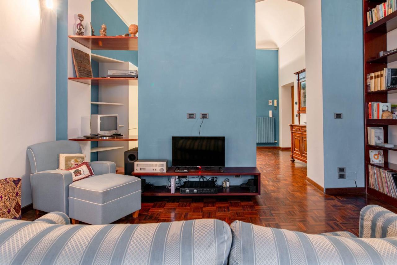 In Centro, 5 Posti Letto: Ca' Cybeles Apartment Turin Luaran gambar