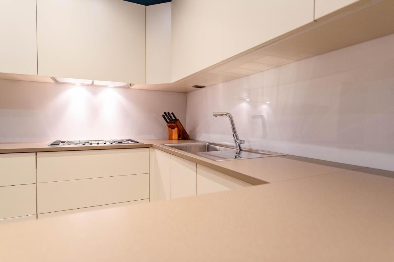 In Centro, 5 Posti Letto: Ca' Cybeles Apartment Turin Luaran gambar