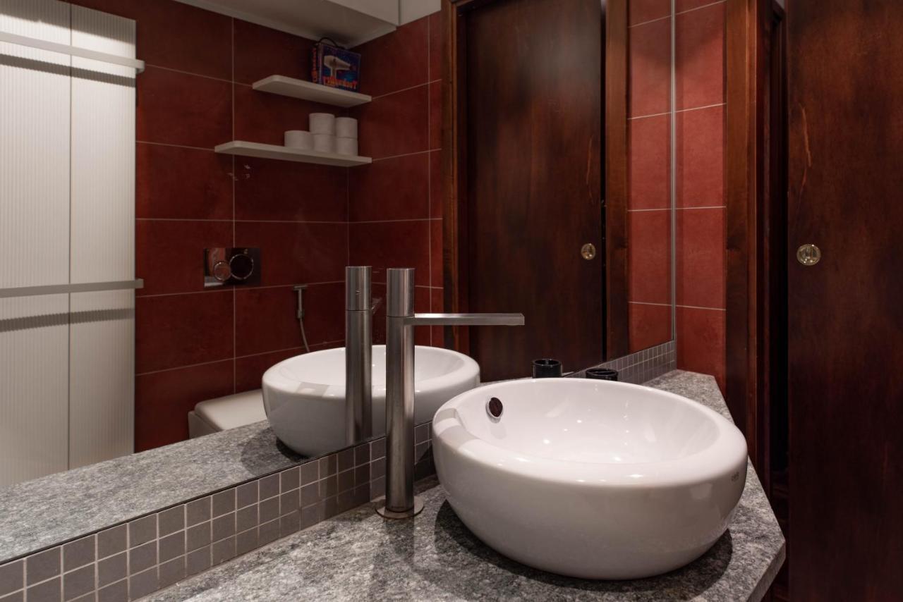 In Centro, 5 Posti Letto: Ca' Cybeles Apartment Turin Luaran gambar