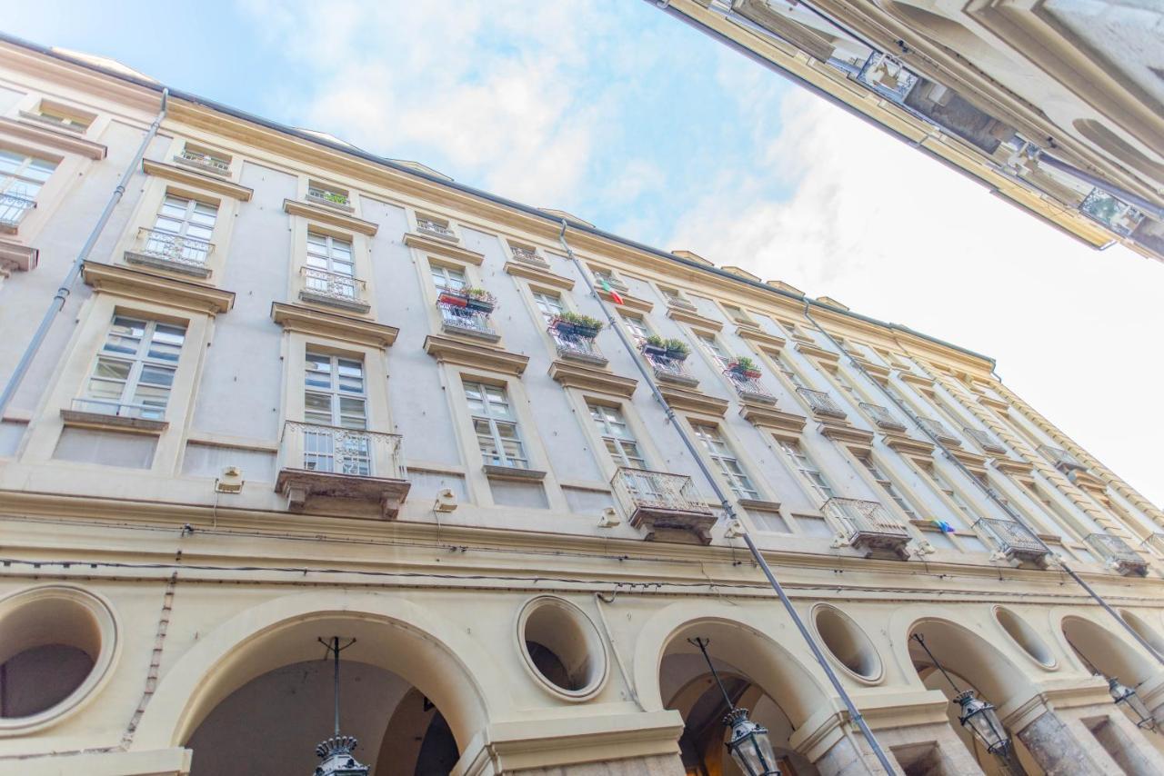 In Centro, 5 Posti Letto: Ca' Cybeles Apartment Turin Luaran gambar