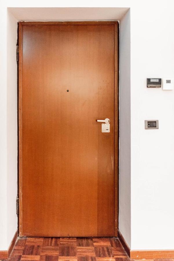 In Centro, 5 Posti Letto: Ca' Cybeles Apartment Turin Luaran gambar